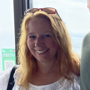 Meet your Posher, Nicole